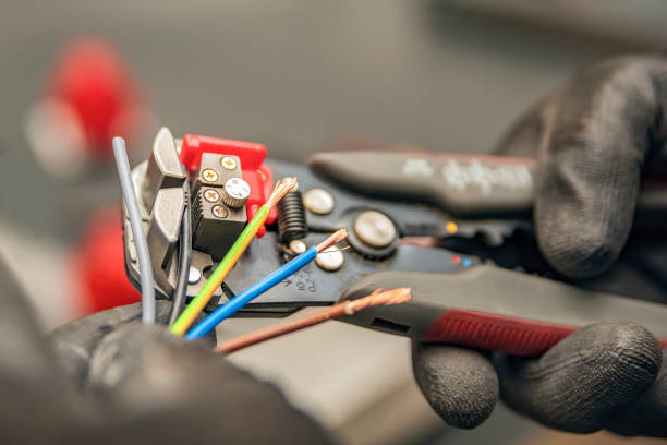 Best Electric Panel Repair  in Cedarhurst, NY